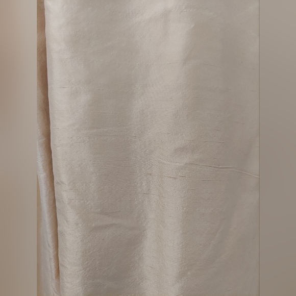 *GORG Dupioni Silk Drapes* Custom-made pale yellow triple lined curtains - Picture 4 of 10